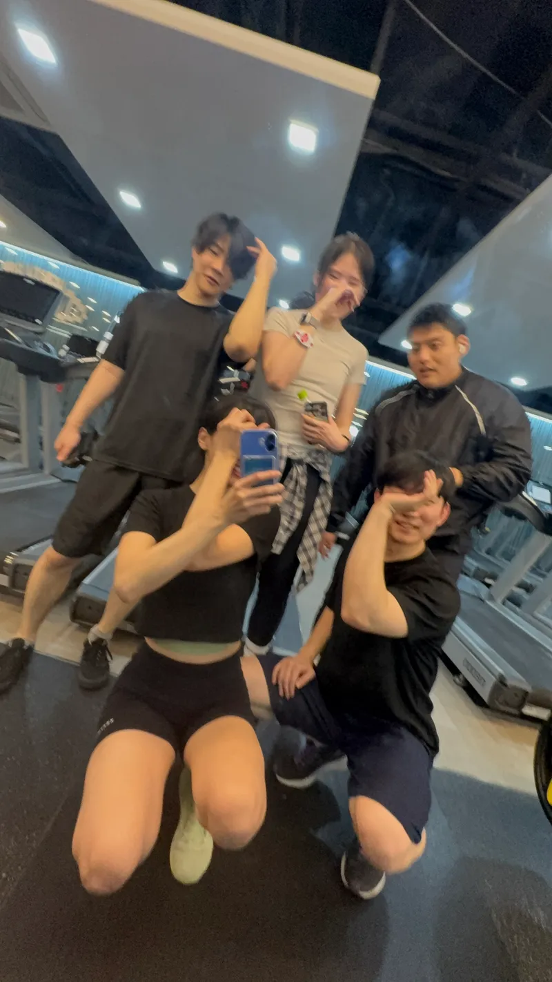 같이 어깨조지고 버피까지